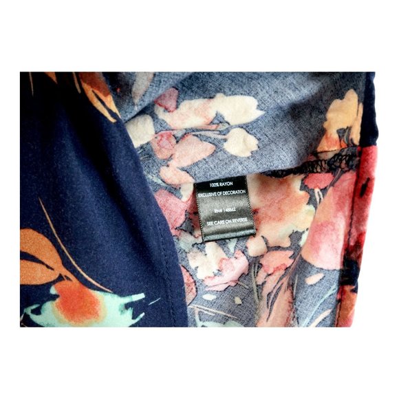 Torrid Size 4 Womens Floral Lace‎ Inset  Blouse Top 3/4 Sleeve Gorgeous - Picture 6 of 6